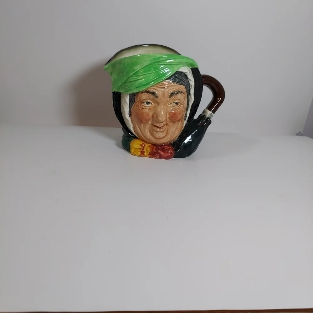 Royal Doulton large royal